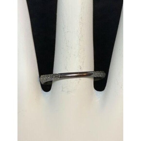 Sterling Silver Triple CZ Stone Ring W/ Intricate Band Signed 925 China (R51) - Picture 3 of 7